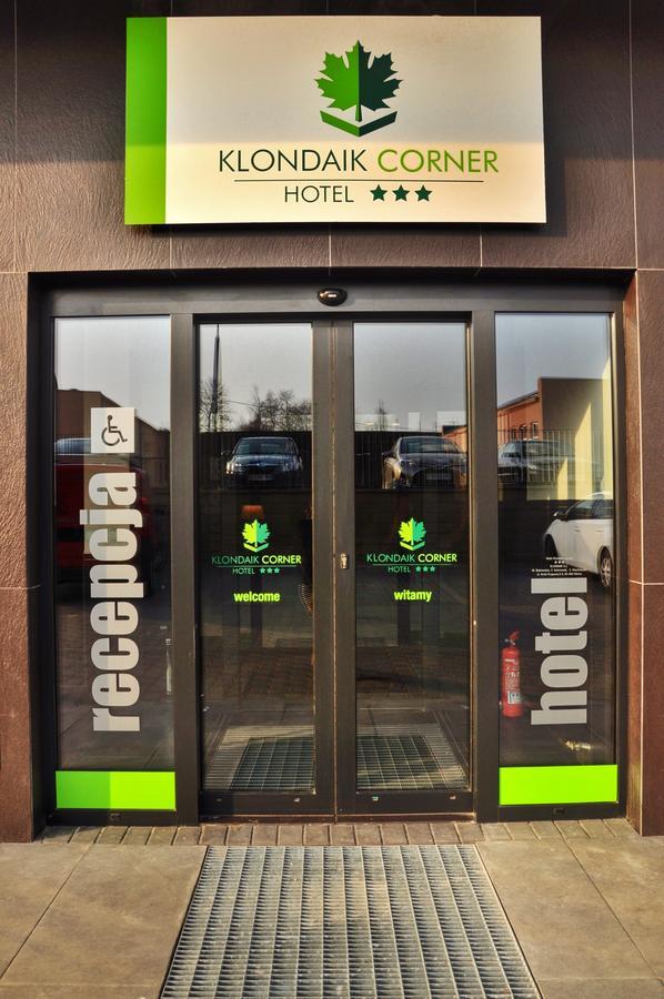 Hotel Klondaik Corner Варка Екстериор снимка