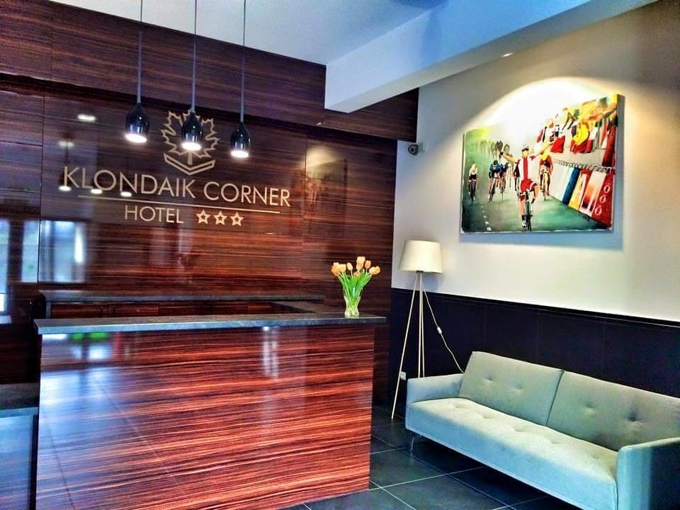 Hotel Klondaik Corner Варка Екстериор снимка