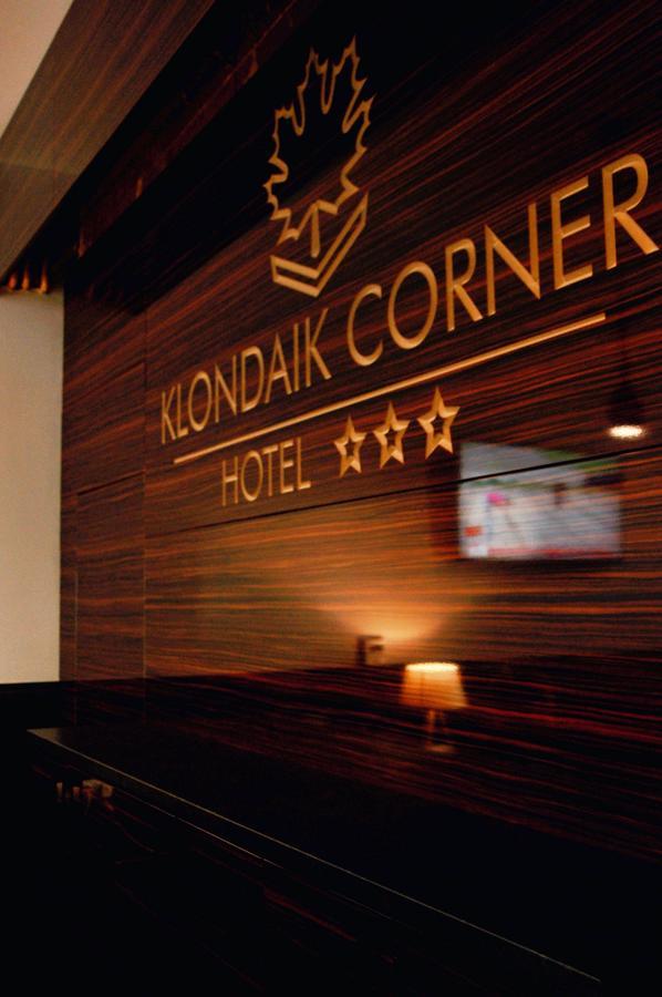 Hotel Klondaik Corner Варка Екстериор снимка
